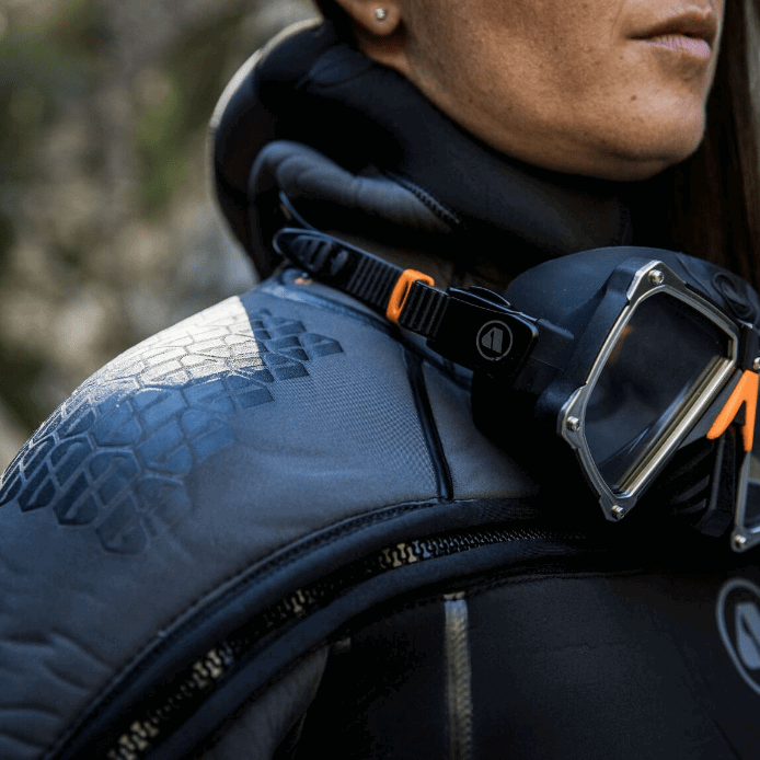 Apeks Apeks VX2 by Oyster Diving Shop