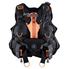 Apeks Exotec BCD in Orange/Black, included in the Exotec and MTX-RC package