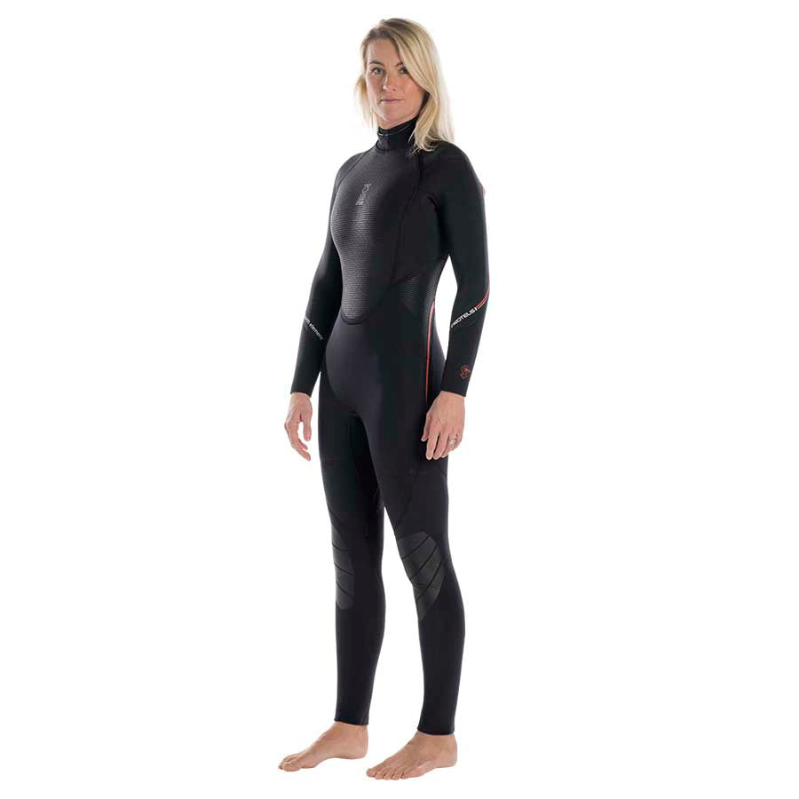 Proteus II Wetsuit: Women - Oyster Diving Equipment